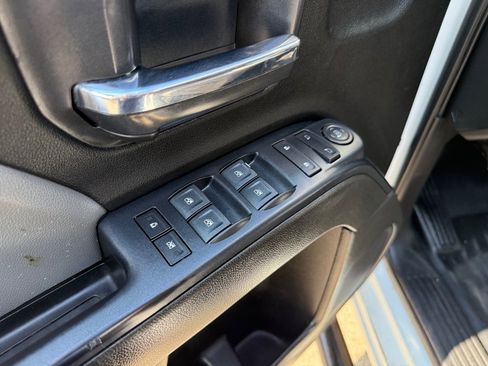 Used 2019 Chevrolet Silverado 2500 W/T AWD/4WD image 20