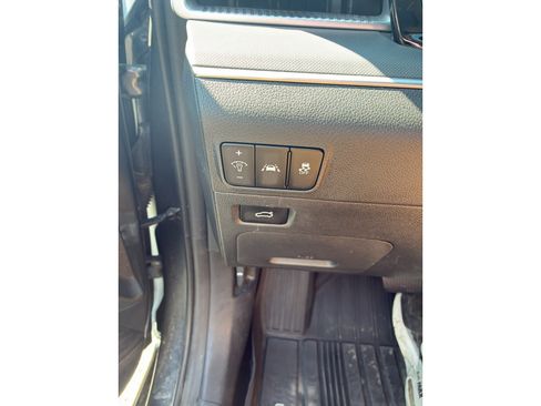 Used 2021 Kia K5 LXS FWD image 13