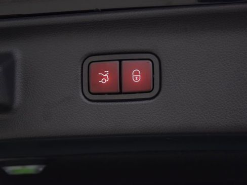 Used 2024 Mercedes-Benz Maybach S 580 4MATIC image 31