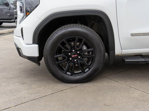Used 2025 GMC Sierra 1500 Elevation w/ Elevation Premium Package image 29