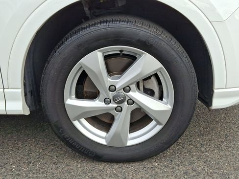 Used 2020 Audi Q3 2.0T Premium w/ Convenience Package image 8