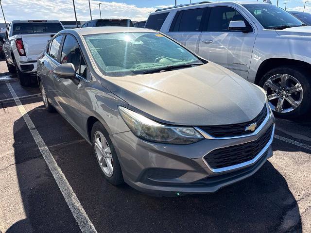 Used 2018 Chevrolet Cruze LT w/ Convenience Package FWD image 1
