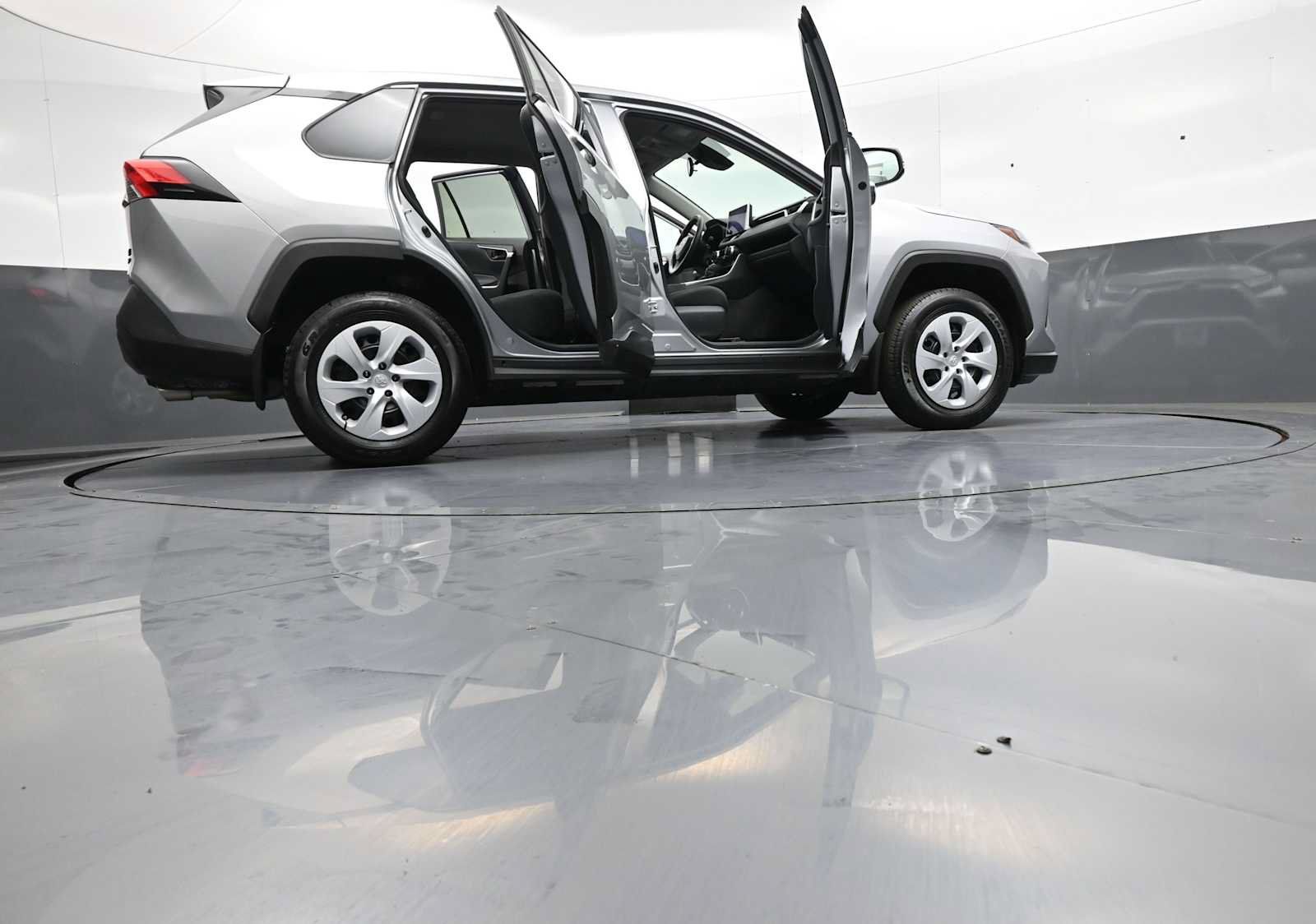 Certified 2023 Toyota RAV4 LE AWD/4WD image 46