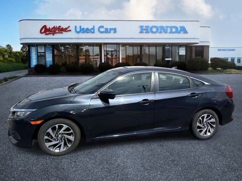 Used 2017 Honda Civic EX image 2