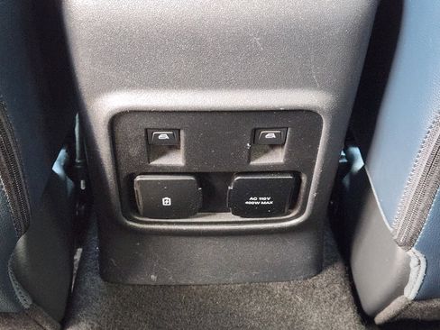 Used 2024 Ford Bronco Outer Banks AWD/4WD image 30