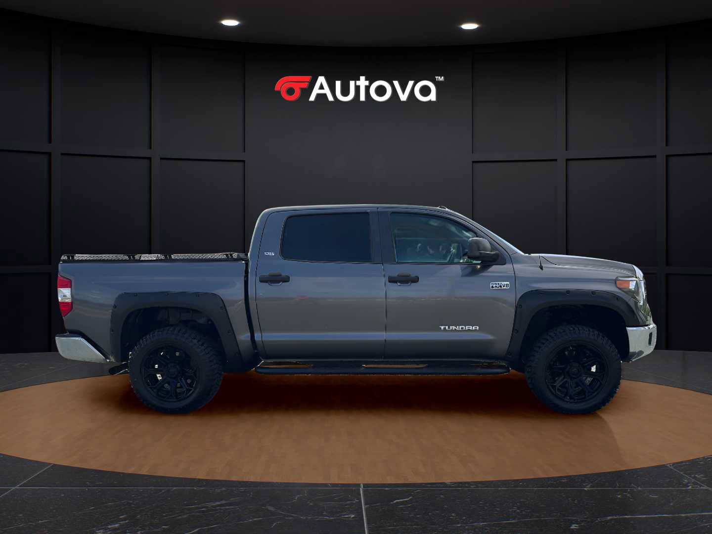 Used 2018 Toyota Tundra SR5 w/ SR5 Upgrade Package AWD/4WD image 6