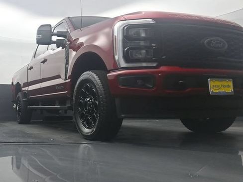 Used 2025 Ford F250 Lariat w/ Black Appearance Package AWD/4WD image 28