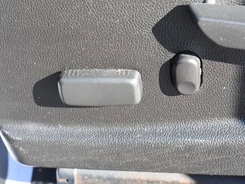 Used 2015 Chevrolet Colorado Z71 image 24