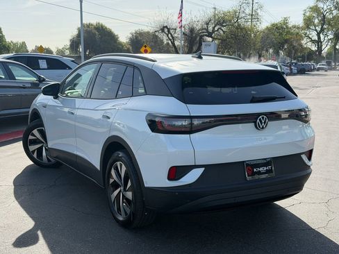 New 2026 Volkswagen ID.4 Pro RWD image 8