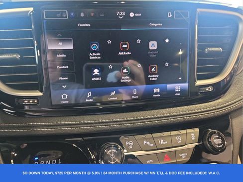 New 2025 Chrysler Pacifica Select FWD image 13