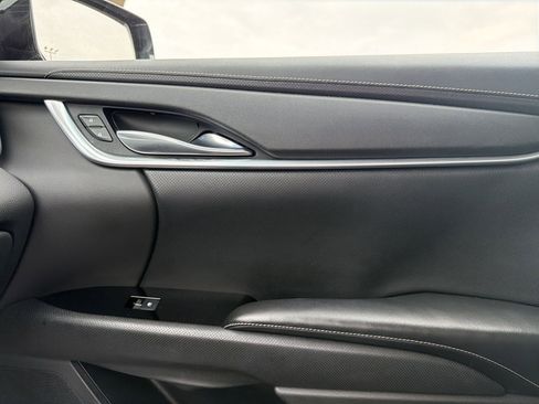 Certified 2019 Cadillac XTS Standard image 19