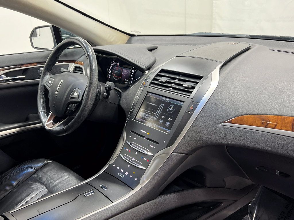 Used 2014 Lincoln MKZ w/ Equipment Group 101A Select FWD image 19