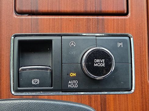 Used 2024 Lincoln Navigator L Reserve AWD/4WD image 20