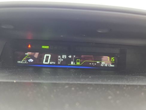 Used 2012 Toyota Prius V Two FWD image 20