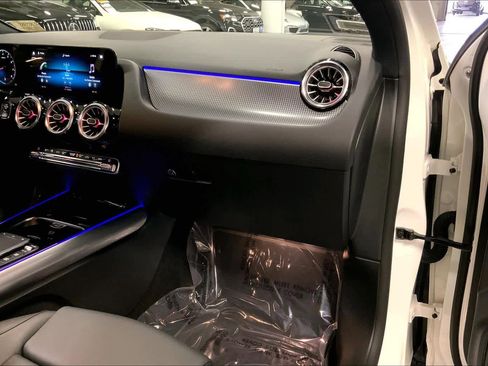 Certified 2023 Mercedes-Benz GLA 250 image 17