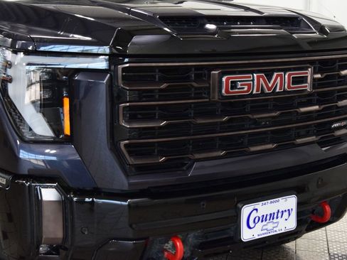 Used 2024 GMC Sierra 2500 AT4X AWD/4WD image 13