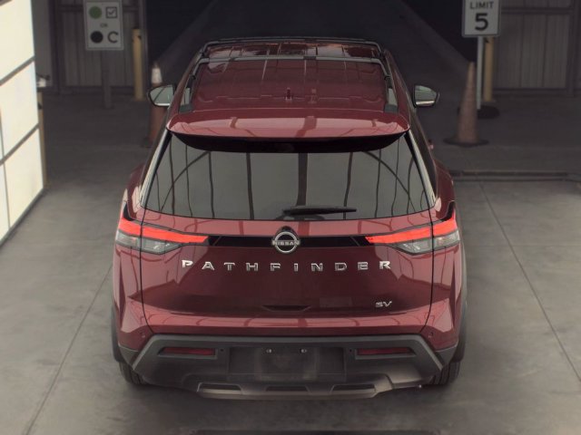 Certified 2024 Nissan Pathfinder SV FWD image 3