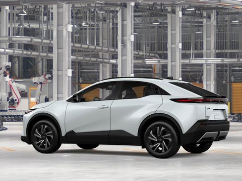 New 2026 Toyota C-HR AWD/4WD image 5