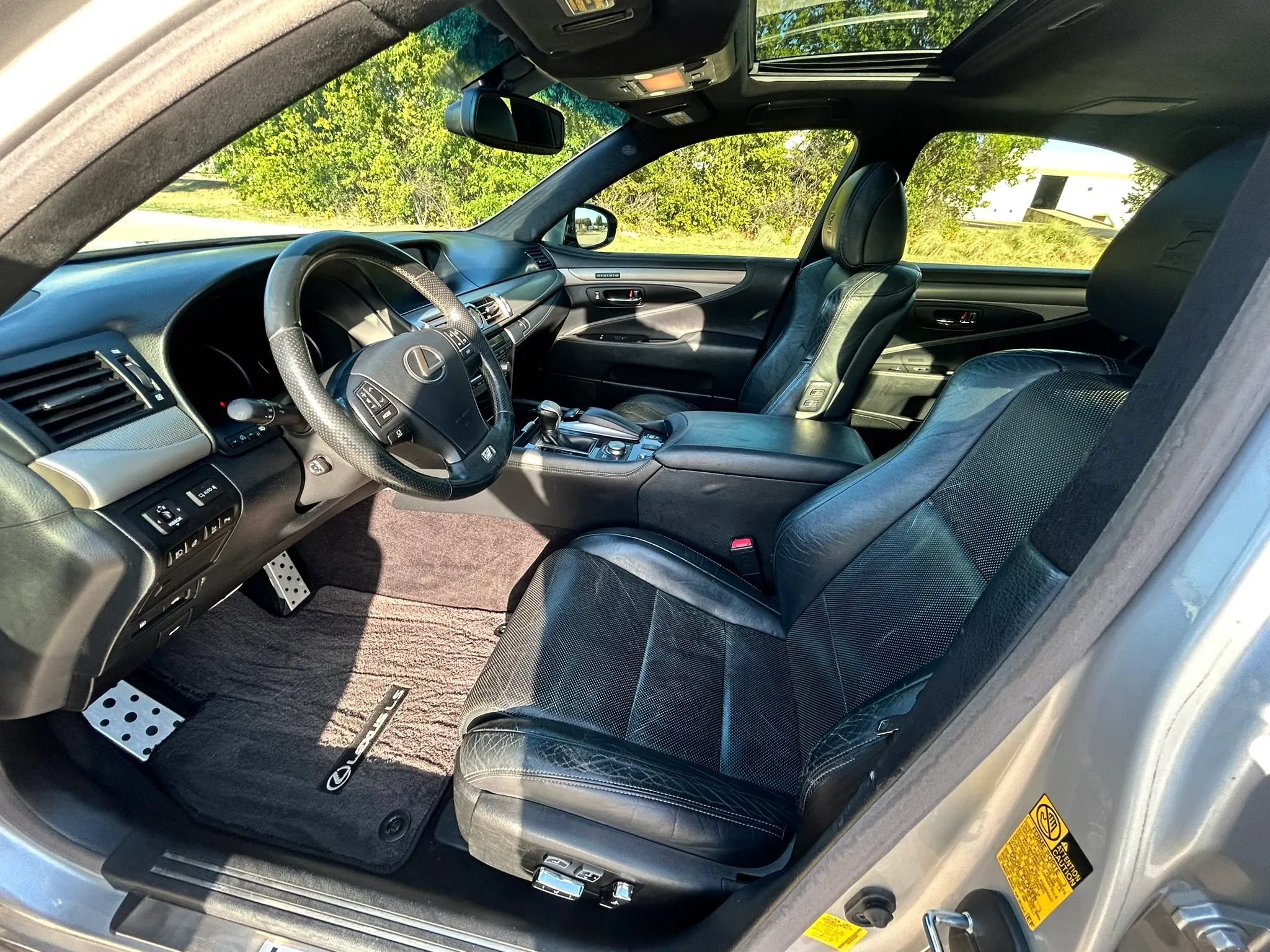 Used 2013 Lexus LS 460 w/ F-Sport Pkg RWD image 12
