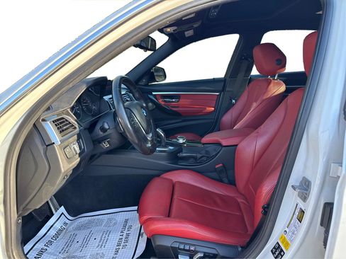 Used 2018 BMW 340i xDrive Sedan w/ Premium Package AWD/4WD image 11