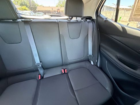 Used 2025 Buick Encore GX Preferred FWD image 37