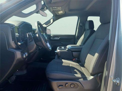 Used 2024 GMC Sierra 1500 Elevation AWD/4WD image 9