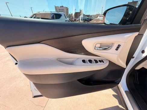 Certified 2023 Nissan Murano Platinum w/ Cargo Package AWD/4WD image 15