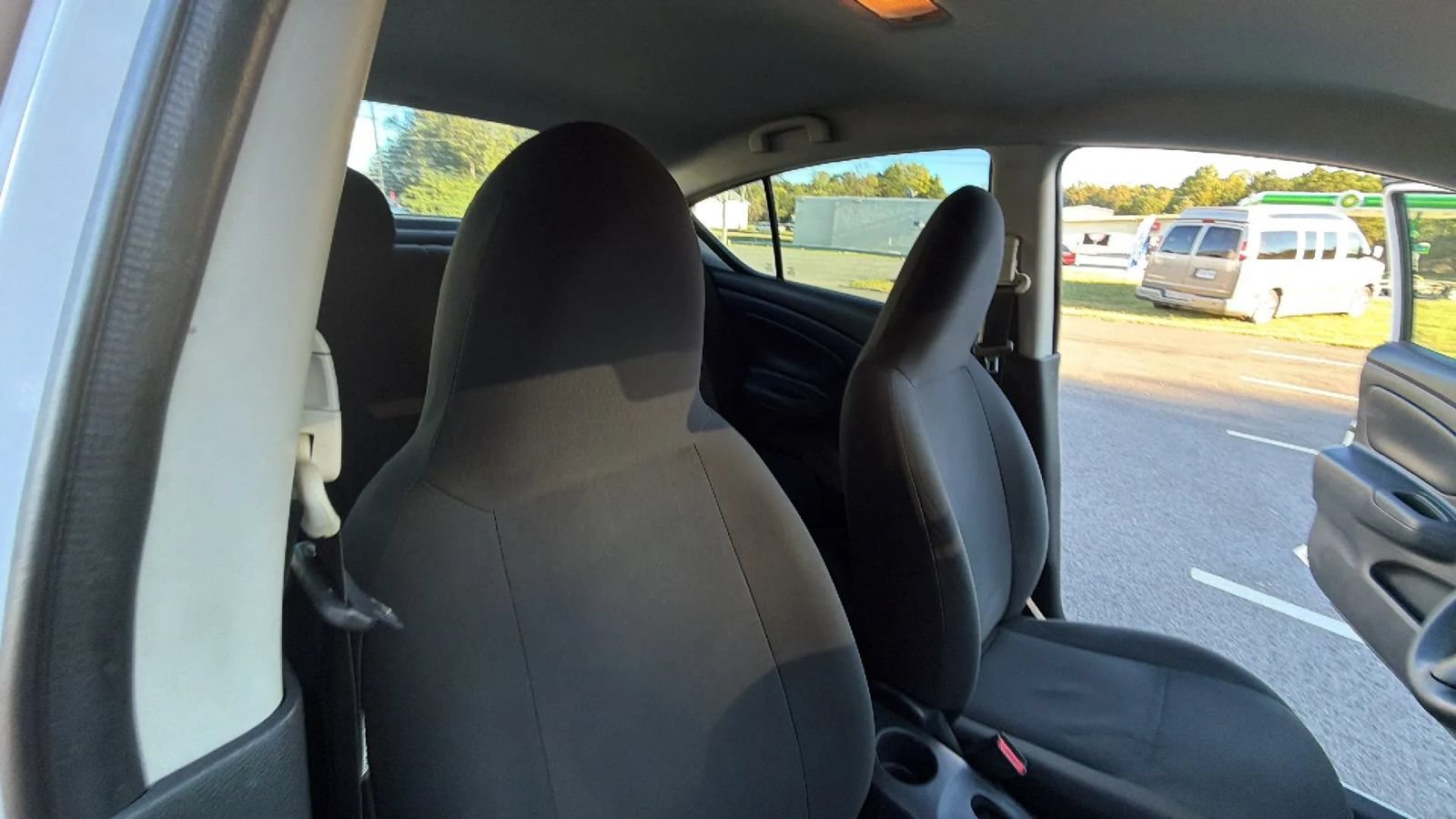Used 2015 Nissan Versa S Plus FWD image 43