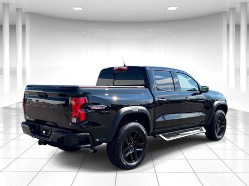 Used 2025 Chevrolet Colorado Trail Boss AWD/4WD image 7