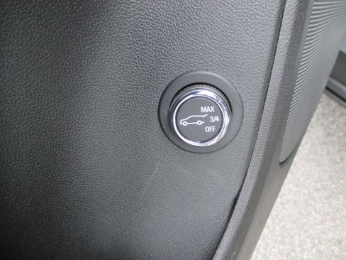 Used 2023 Chevrolet Blazer LT w/ Convenience Package FWD image 14
