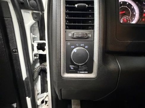 Used 2021 RAM 1500 Tradesman AWD/4WD image 17
