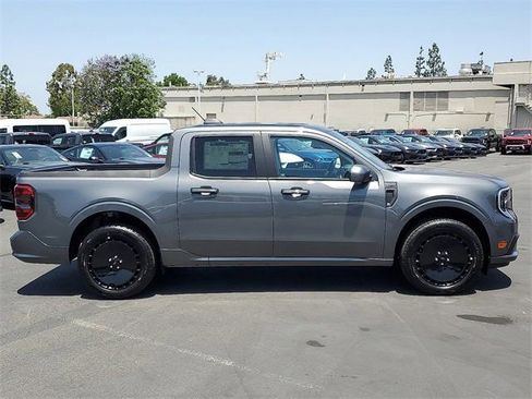 New 2025 Ford Maverick Lobo AWD/4WD image 19