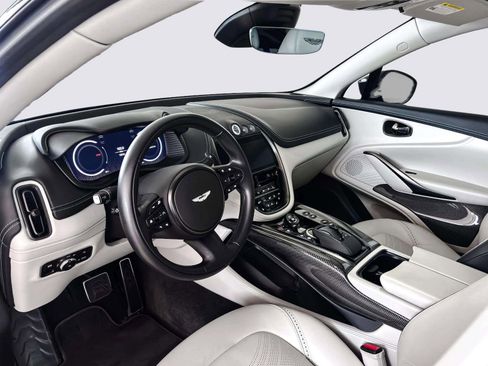 Used 2024 Aston Martin DBX 707 image 29