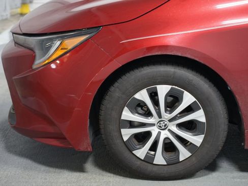 Certified 2022 Toyota Corolla LE image 5