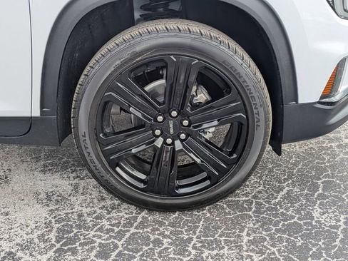 Certified 2025 GMC Acadia Elevation w/ Elevation Premium Package image 12