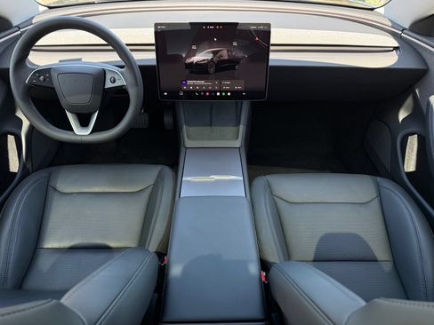 Used 2025 Tesla Model 3 RWD image 15