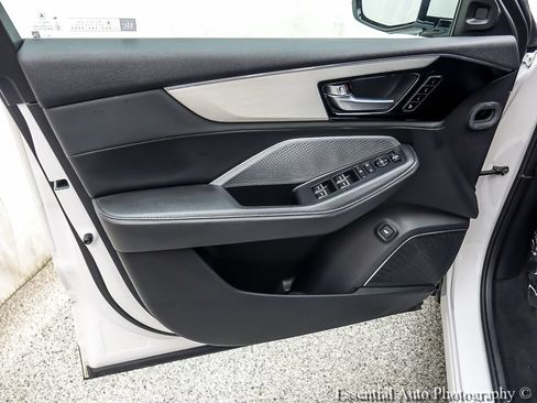 Used 2025 Acura MDX SH-AWD image 22