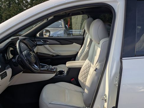 Used 2021 MAZDA CX-9 Signature image 18