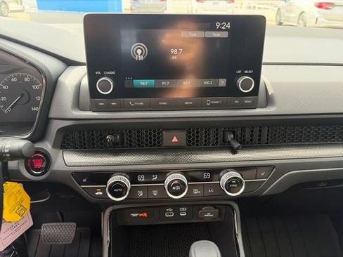 Used 2025 Honda CR-V EX image 11