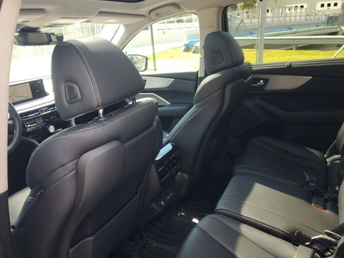 Used 2023 Acura MDX FWD w/ Technology Package image 12