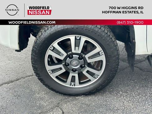 Used 2018 Toyota Tundra SR5 AWD/4WD image 11