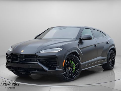 Used 2025 Lamborghini Urus SE image 1