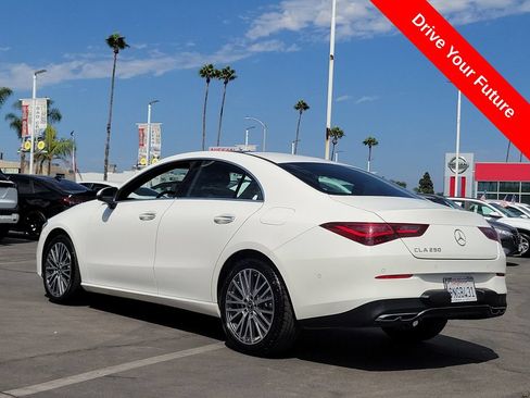 Used 2025 Mercedes-Benz CLA 250 image 2