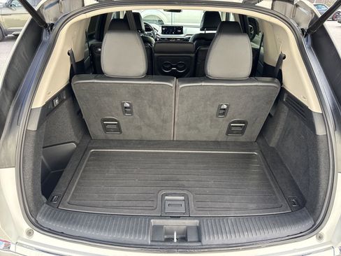 Used 2022 Acura MDX SH-AWD image 11