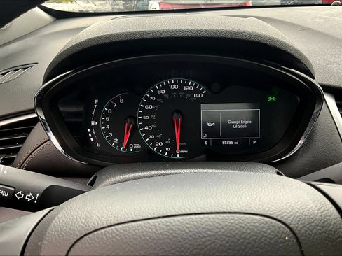Used 2022 Chevrolet Trax LT w/ Driver Confidence Package AWD/4WD image 13