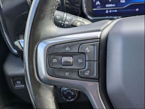 Used 2025 Chevrolet Silverado 1500 LT RWD image 17