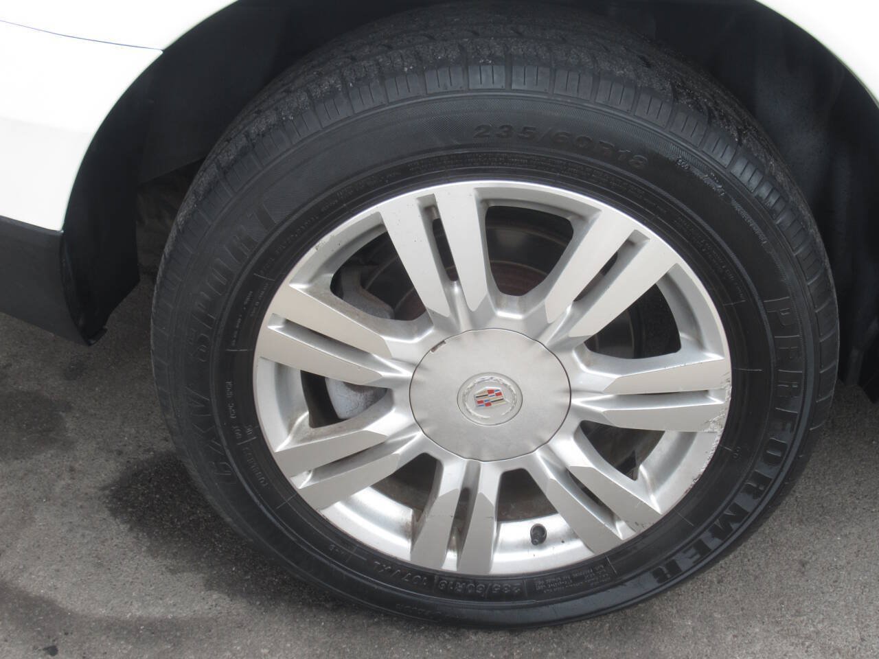 Used 2014 Cadillac SRX Luxury AWD/4WD image 5