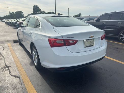 Used 2016 Chevrolet Malibu LS FWD image 4
