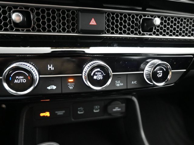 Certified 2025 Honda Civic Sport image 18