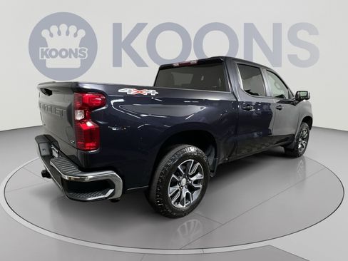 Used 2022 Chevrolet Silverado 1500 LT AWD/4WD image 11
